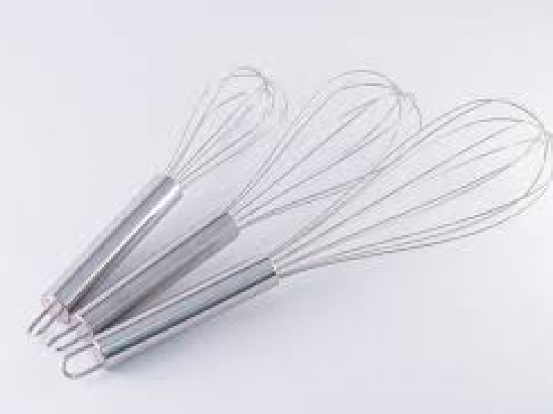 Dụng cụ đánh trứng.