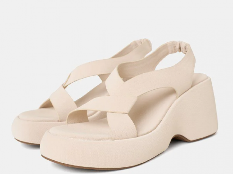 Giày Sandal Đế Xuồng Quai Cách Điệu